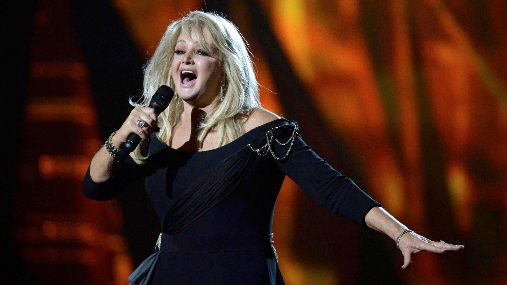 Bonnie Tyler vuelve 34 años después al número 1 en Estados Unidos