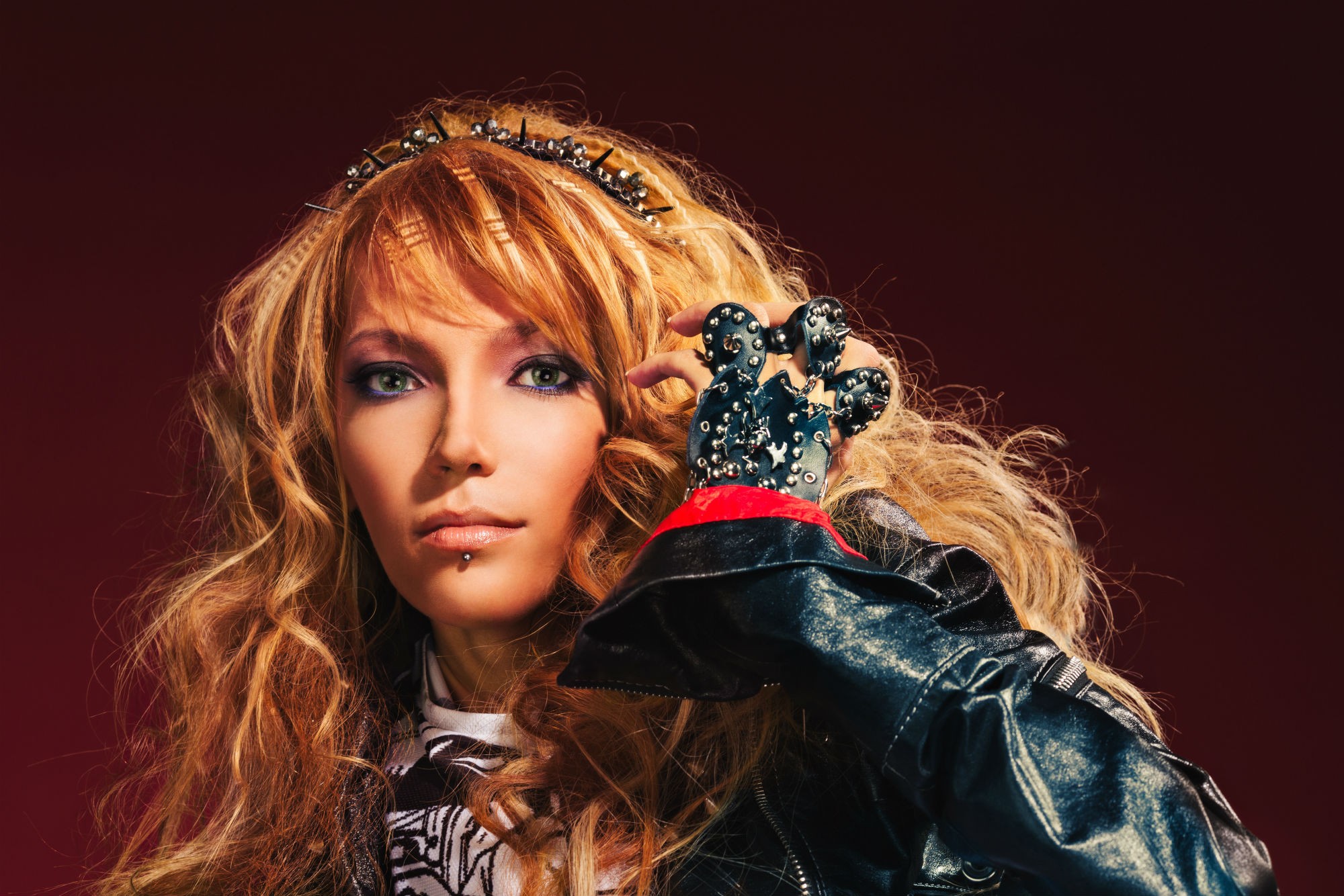 российская певица звезда этно. российская певица звезда этно. российская певица звезда этно. пелагея певица. варвара певица.