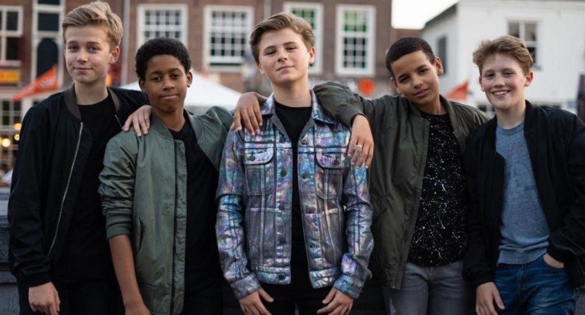 Композитор иден. Met jou. Met jou. Natalie blue. Met jou.