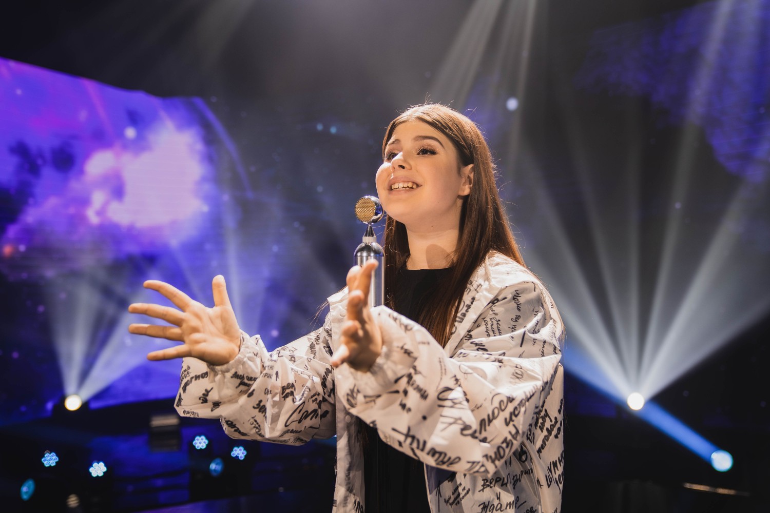 Eurovisión Junior presenta las actuaciones de Francia, Bielorrusia