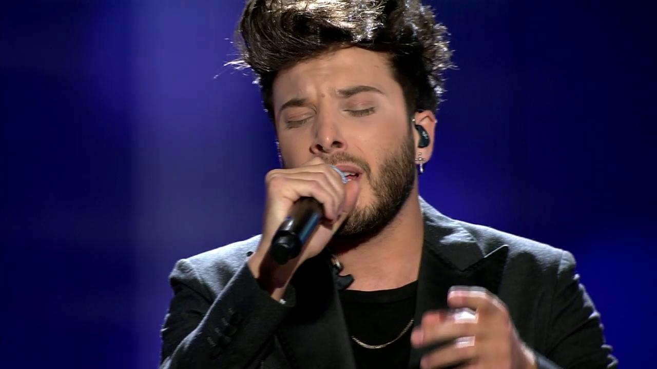 Así ha sido la intimista y desnuda versión de Voy a quedarme de Blas Cantó  en Telecinco - eurovision-spain.com