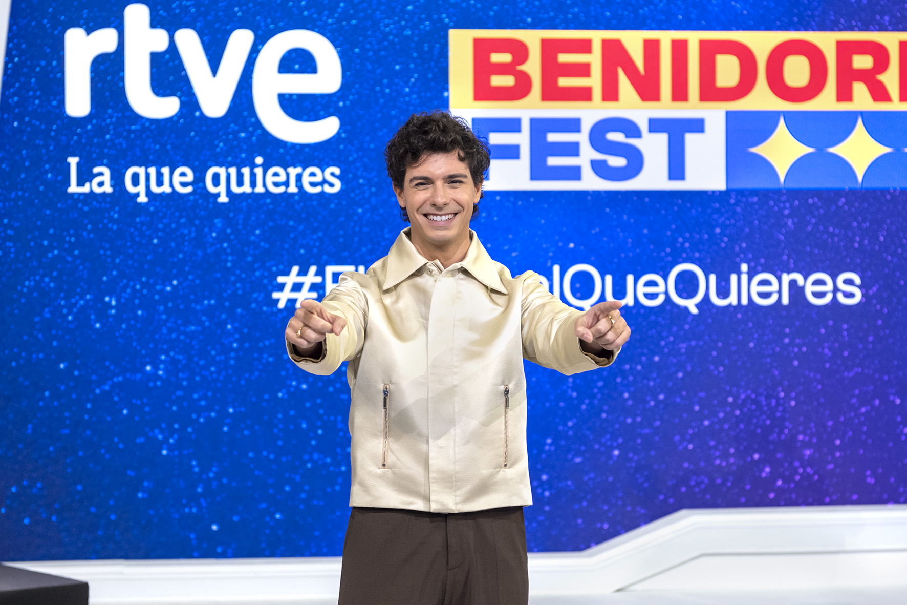 Alfred García estrena el videoclip de Desde que tú estás eurovision