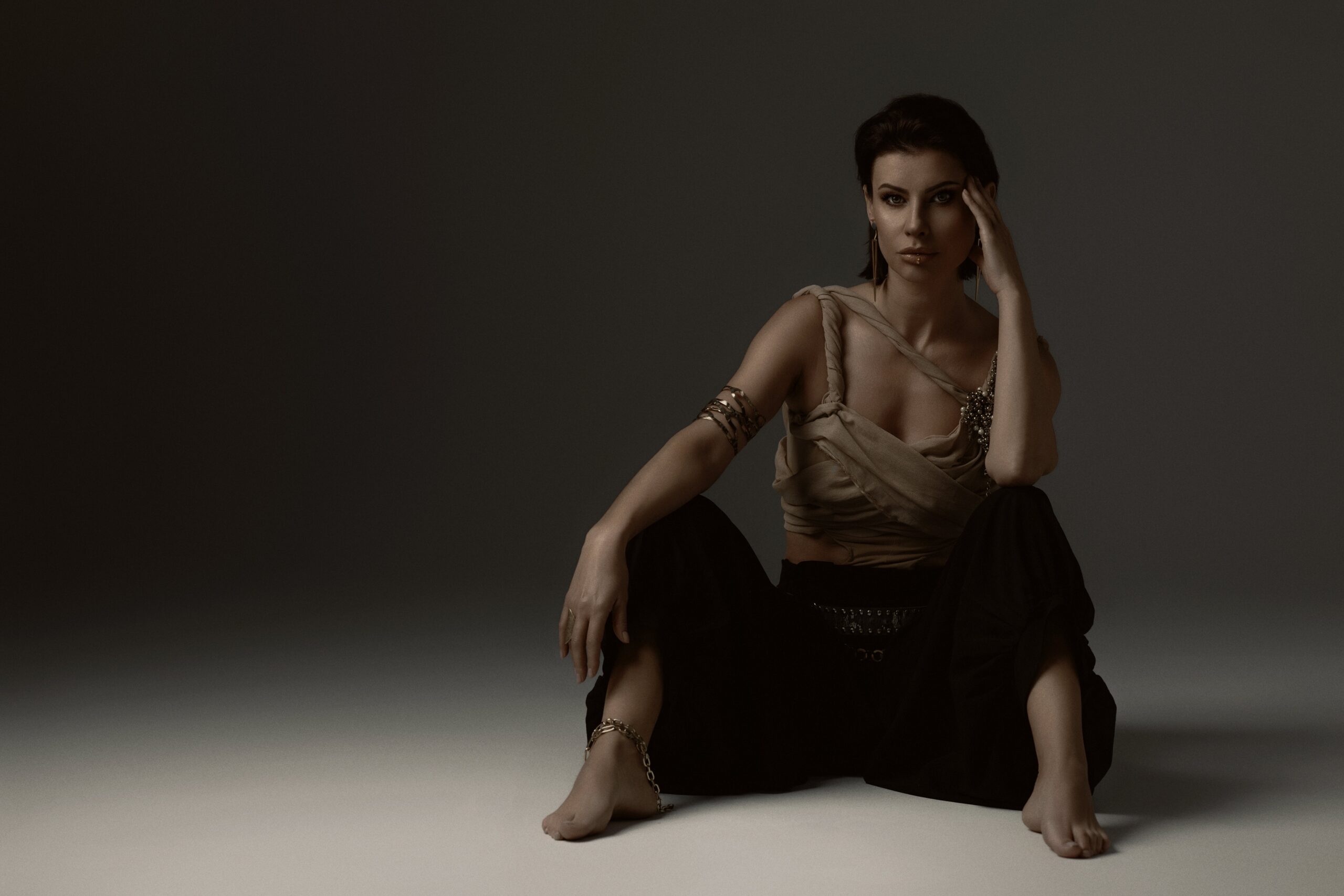 Natalia Barbu hace un nuevo revamp de su In The Middle eurovision
