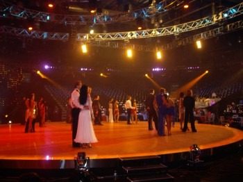 sin_ano_05092008_084346_escenario_secc
