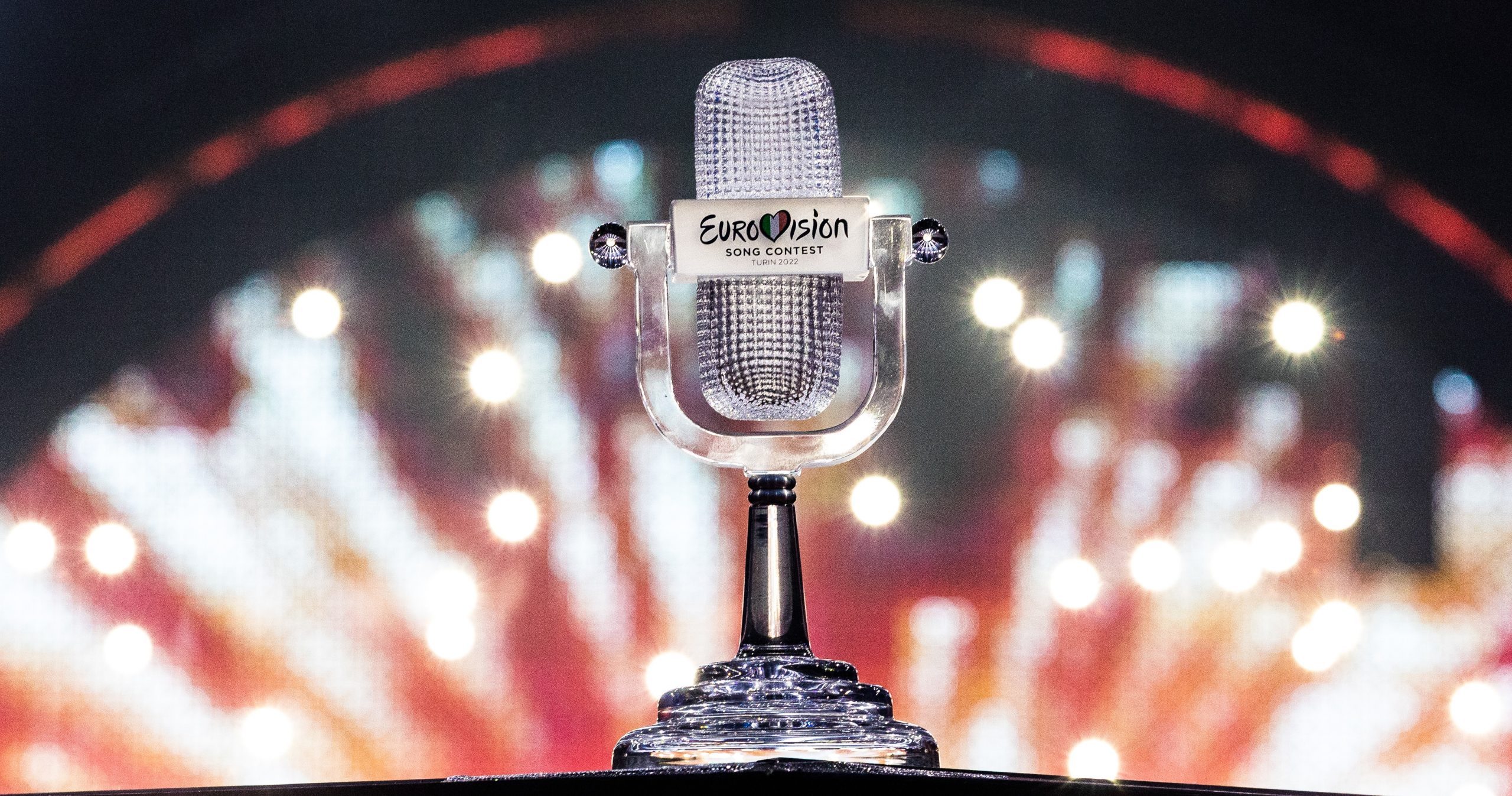 micrófono de cristal