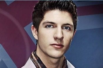 2010_13032010_040132_billboard_josh_wins