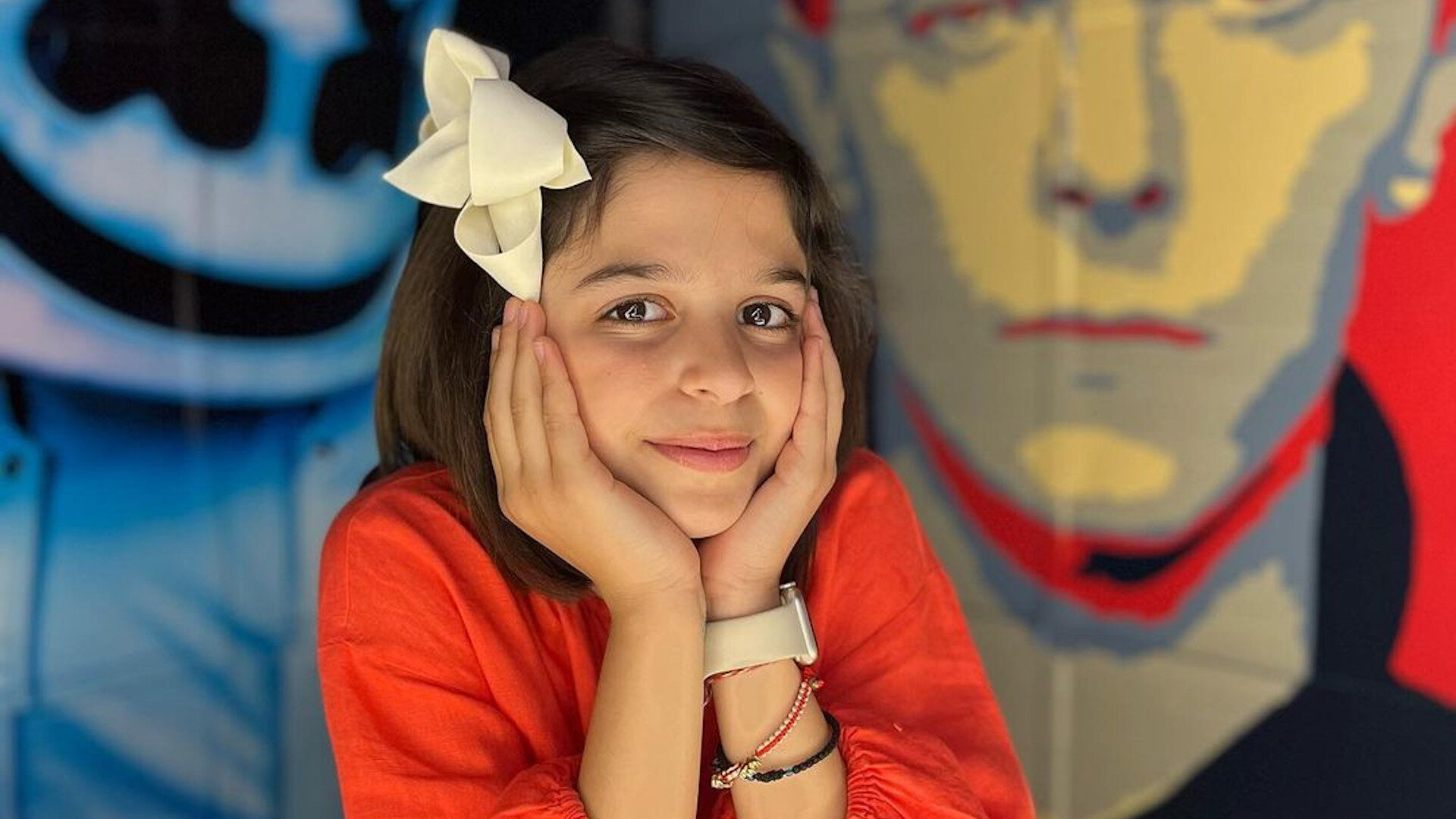 Nikol Çabeli, representante de Albania en JESC 2024 con "Vallezöj"