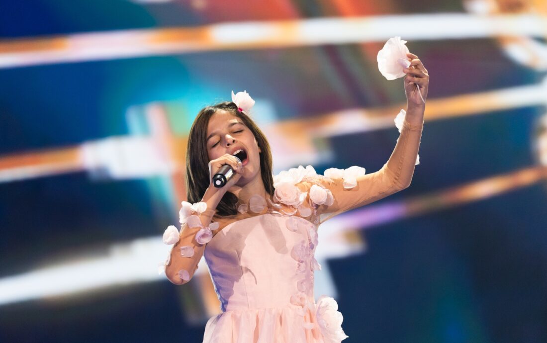 🇦🇱 Albania / Nikol Çabeli performing Vallëzoj at Junior Eurovision 2024, at the First Rehearsal in Caja Mágica, Madrid.