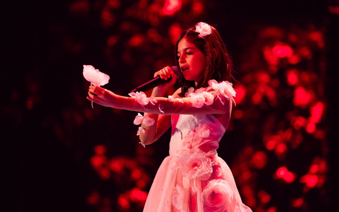 🇦🇱 Albania / Nikol Çabeli performing Vallëzoj at Junior Eurovision 2024, at the First Rehearsal in Caja Mágica, Madrid.
