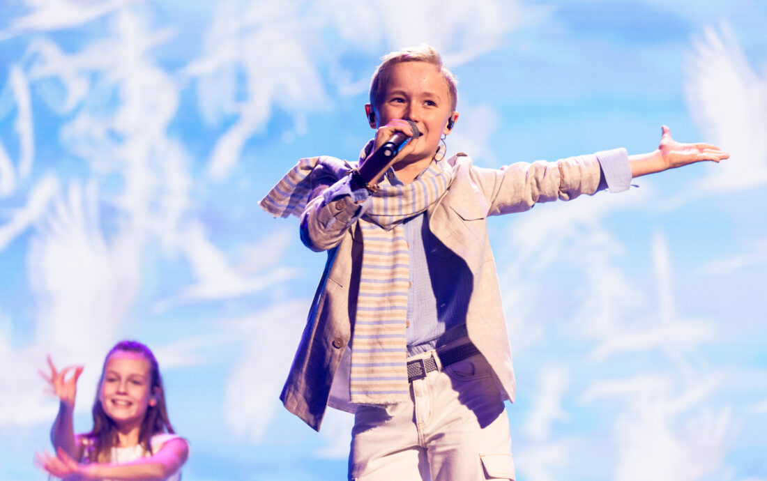 🇵🇱 Poland / Dominik Arim performing All Together at Junior Eurovision 2024, at the First Rehearsal in Caja Mágica, Madrid.