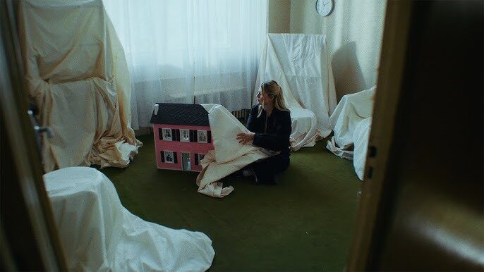 louane videoclip maman