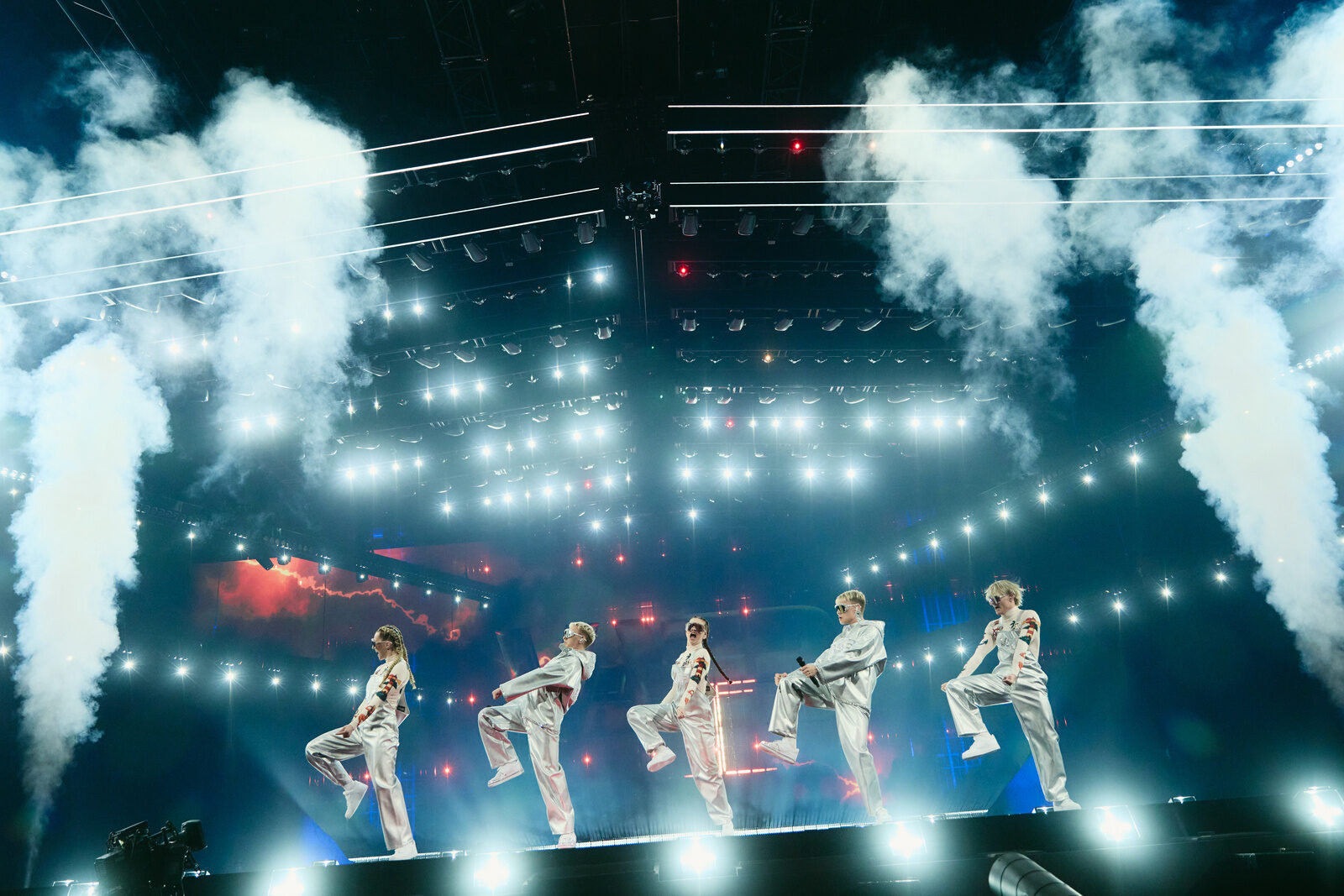 VÆB rehearsing RÓA for Iceland at St. Jakobshalle