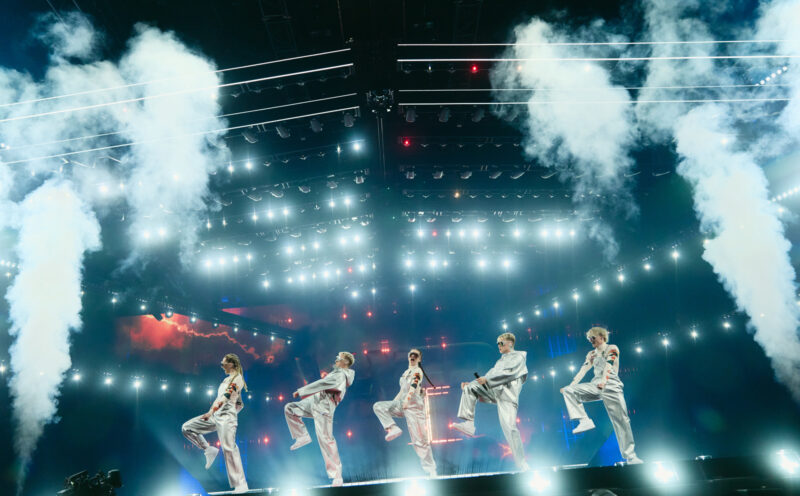 VÆB rehearsing RÓA for Iceland at St. Jakobshalle