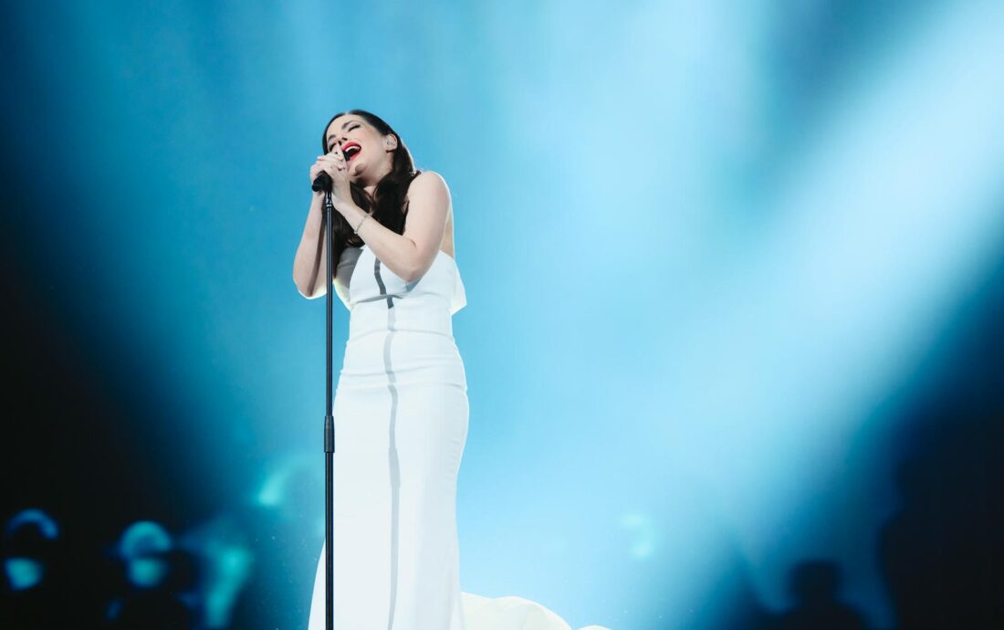 Nina Žižić rehearsing Dobrodošli for Montenegro at St. Jakobshalle