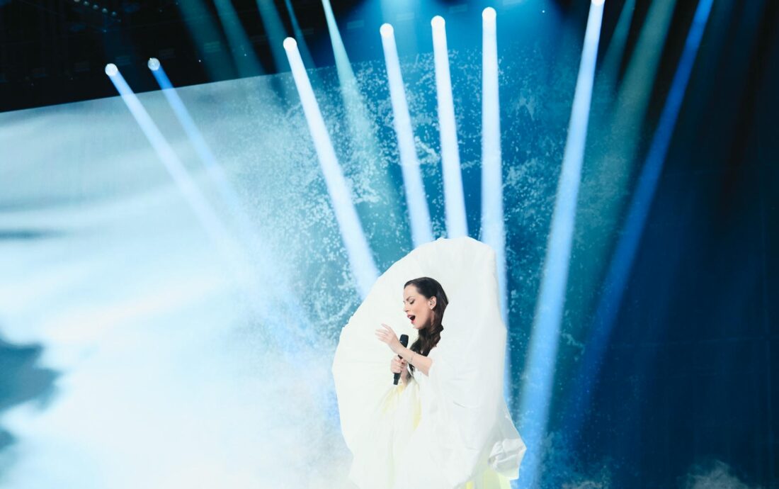 Nina Žižić rehearsing Dobrodošli for Montenegro at St. Jakobshalle