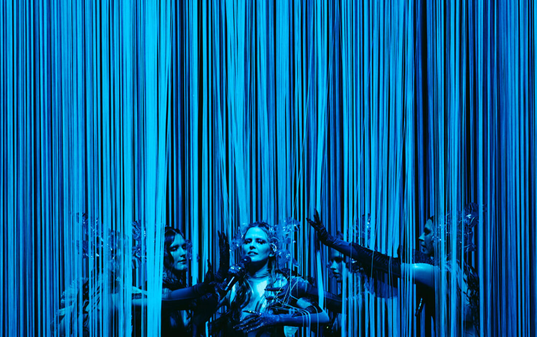Tautumeitas_rehearsing_Bur_Man_Laimi_for_Latvia_at_St._Jakobshalle(1)