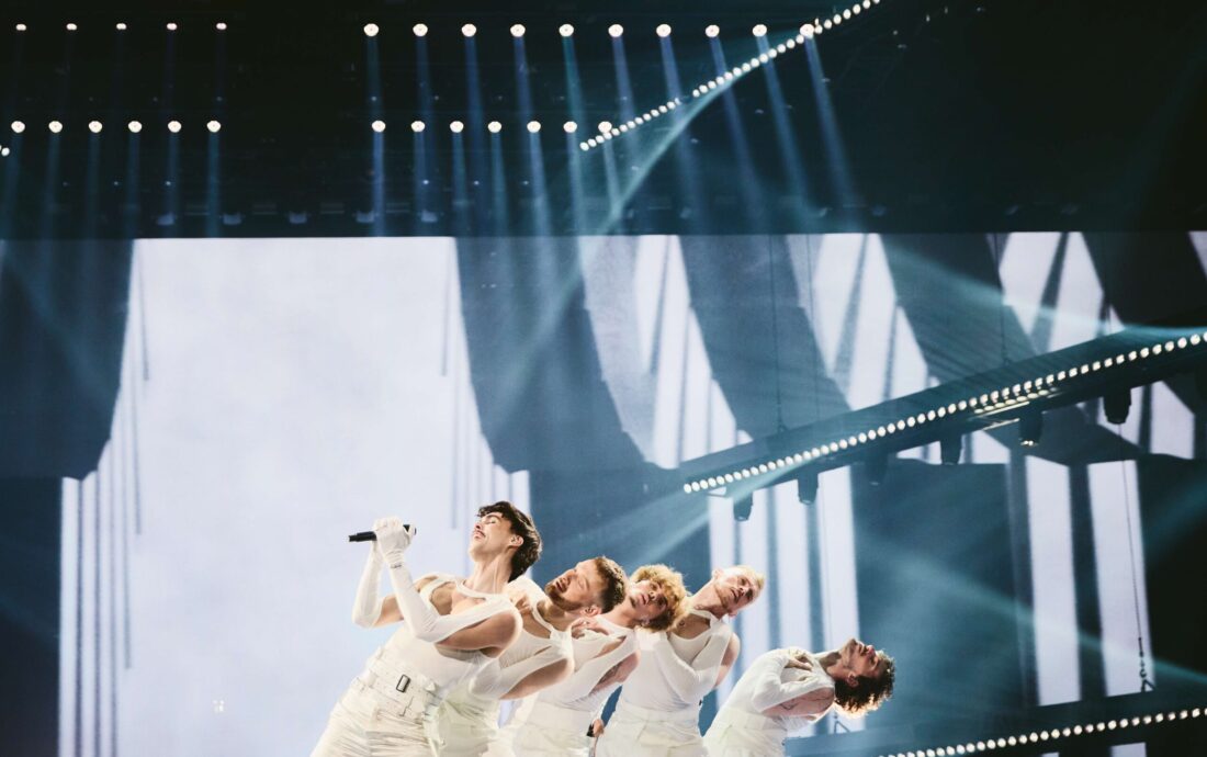 ADONXS_rehearsing_Kiss_Kiss_Goodbye_for_Czechia_at_St._Jakobshalle(1)