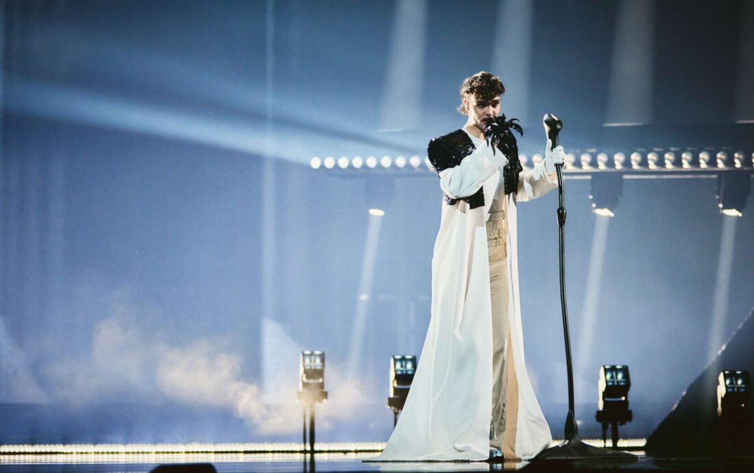 ADONXS_rehearsing_Kiss_Kiss_Goodbye_for_Czechia_at_St._Jakobshalle(7)