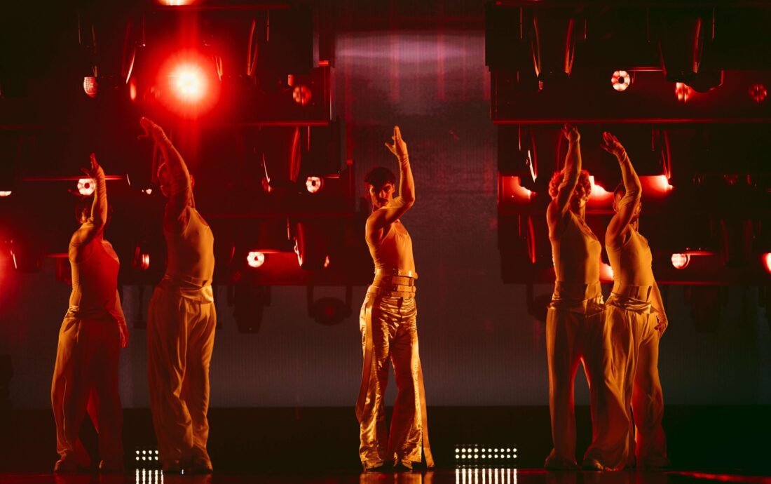 ADONXS_rehearsing_Kiss_Kiss_Goodbye_for_Czechia_at_St._Jakobshalle(8)