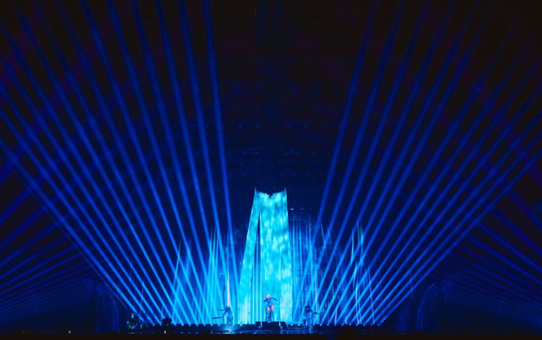 Sissal_rehearsing_Hallucination_for_Denmark_at_St._Jakobshalle(3)