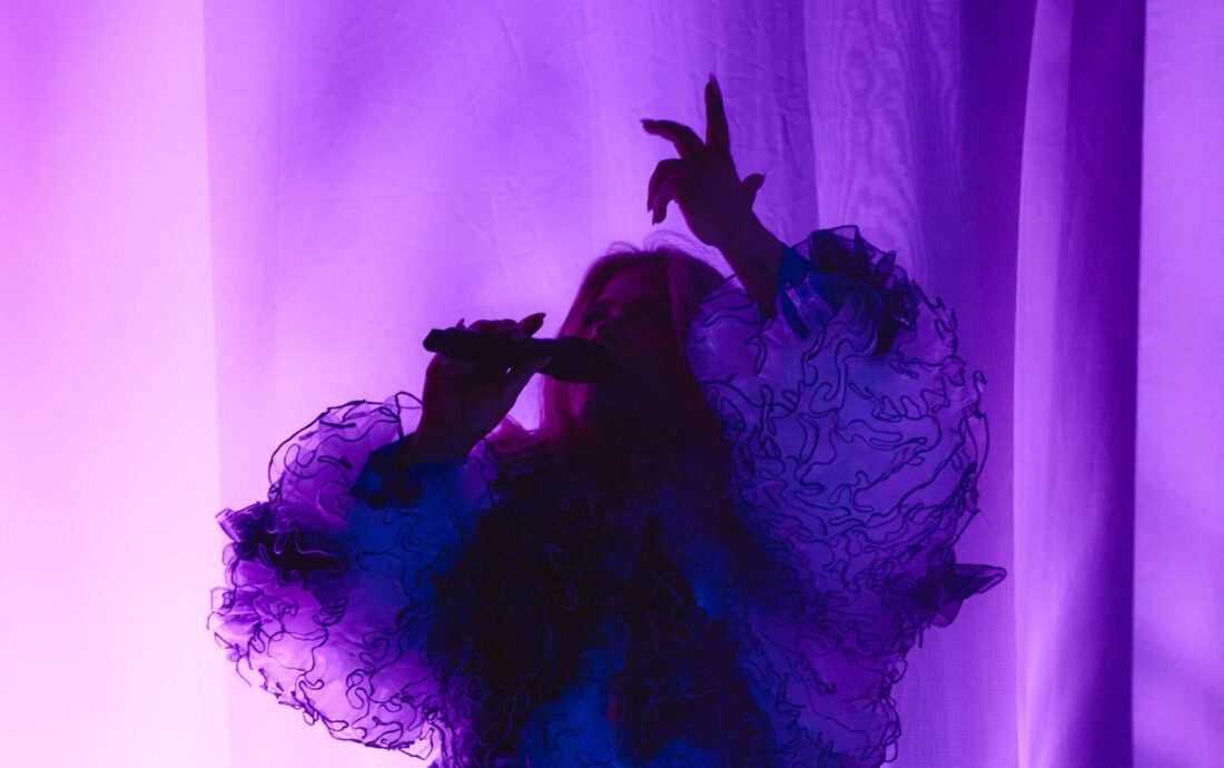 Sissal_rehearsing_Hallucination_for_Denmark_at_St._Jakobshalle(1)