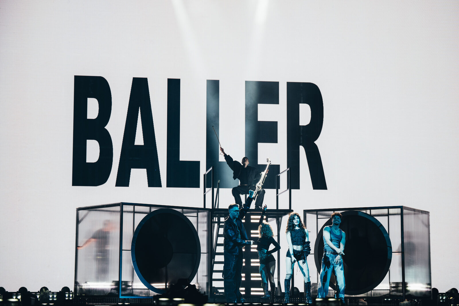 Abor & Tynna rehearsing Baller for Germany at St. Jakobshalle