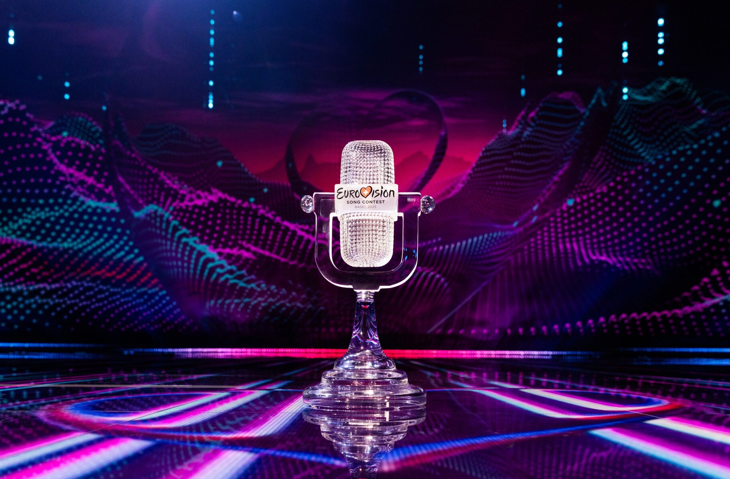 micrófono de cristal