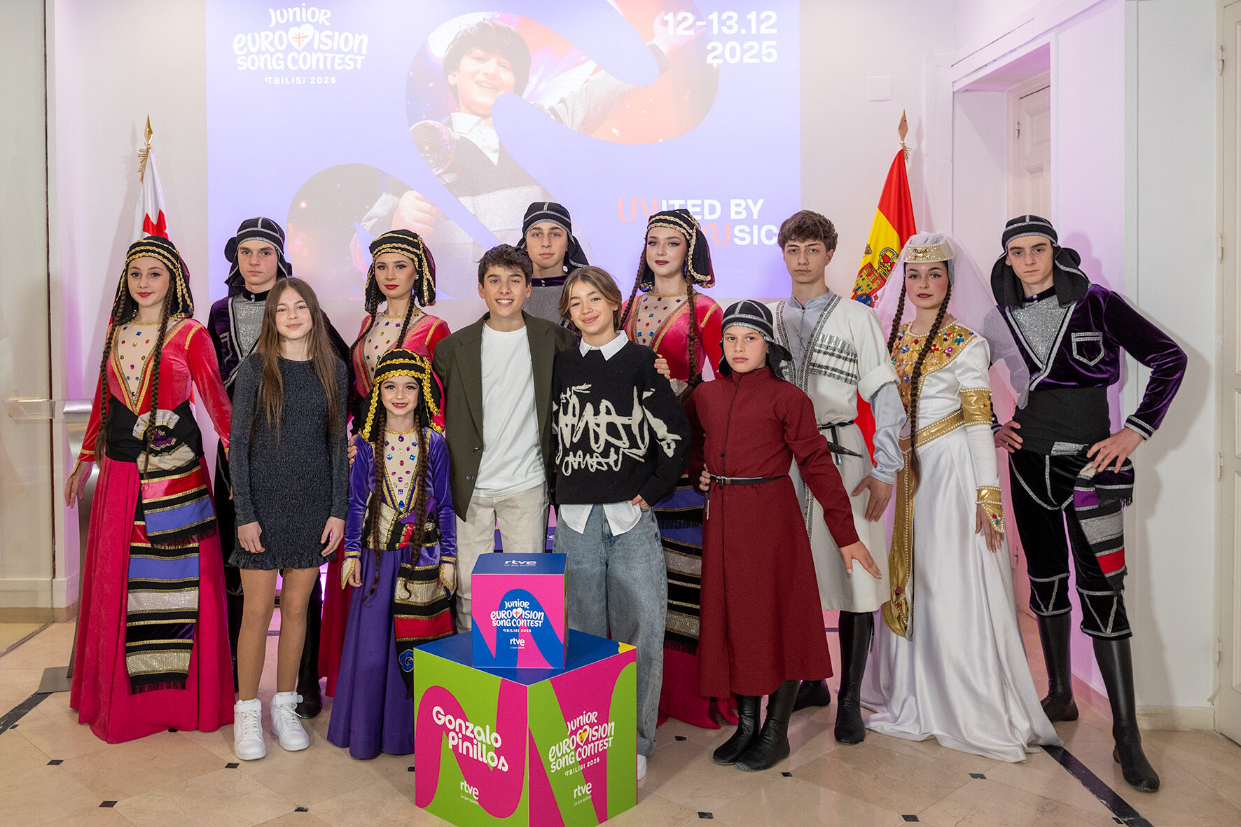 álex daniela bailarines gonzalo pinillos españa eurovisión junior 2025