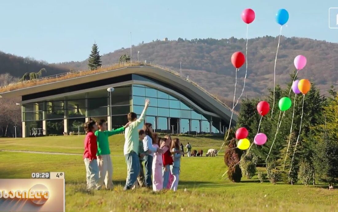 postales eurovisión junior 2025