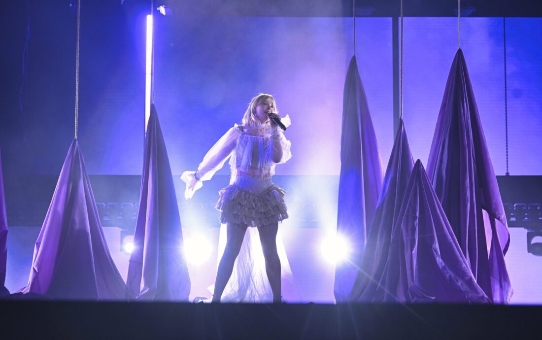 dar-hela-varlden-van_698503276b2da