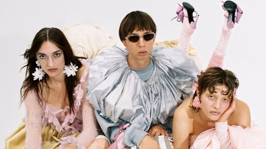 Blond (Artistas que lo están petando)