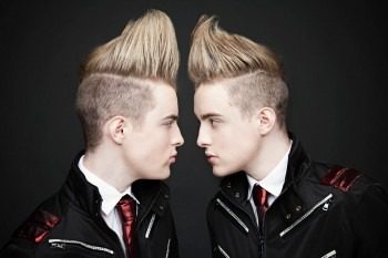 sin_ano_28102011_091153_IRELAND_Jedward-1