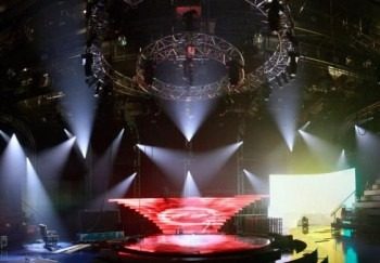 sin_ano_08032012_081934_palco