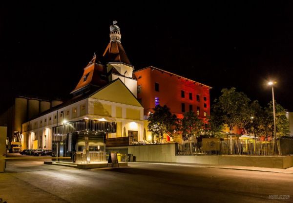 sin_ano_18122014_064046_OttakringerBrauerei_Auenansicht_Euroclub