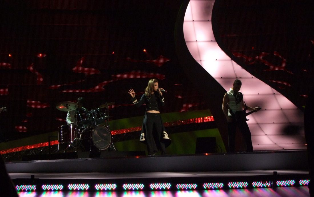 24102019_103839_Flickr_-_proteusbcn_-_Semifinal_2_Eurovision_2008_parentesis29parentesis_grande
